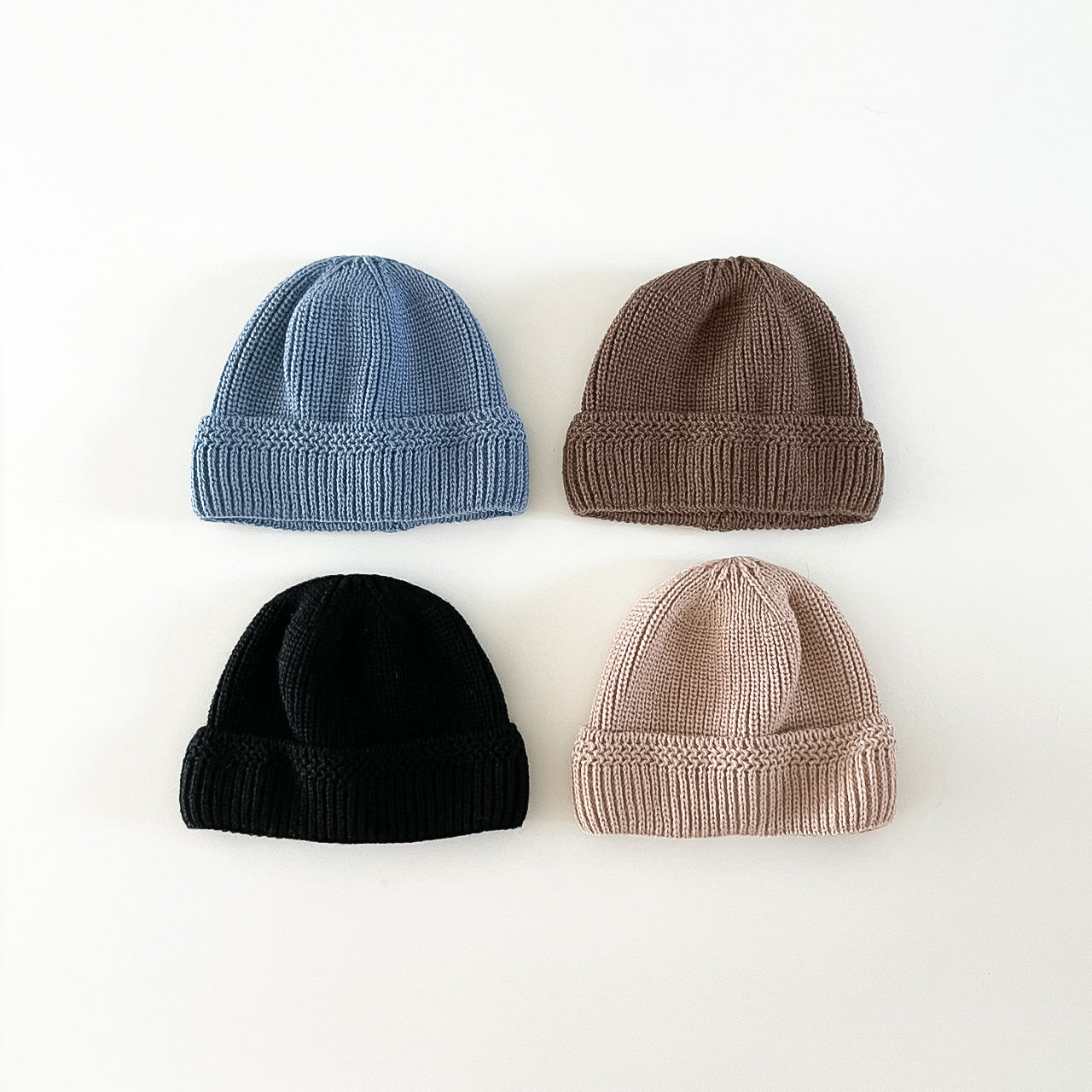 Knit Short Beanie - Black
