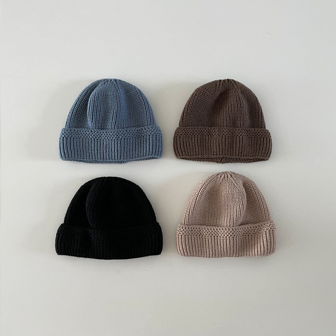 Knit Short Beanie - Beige